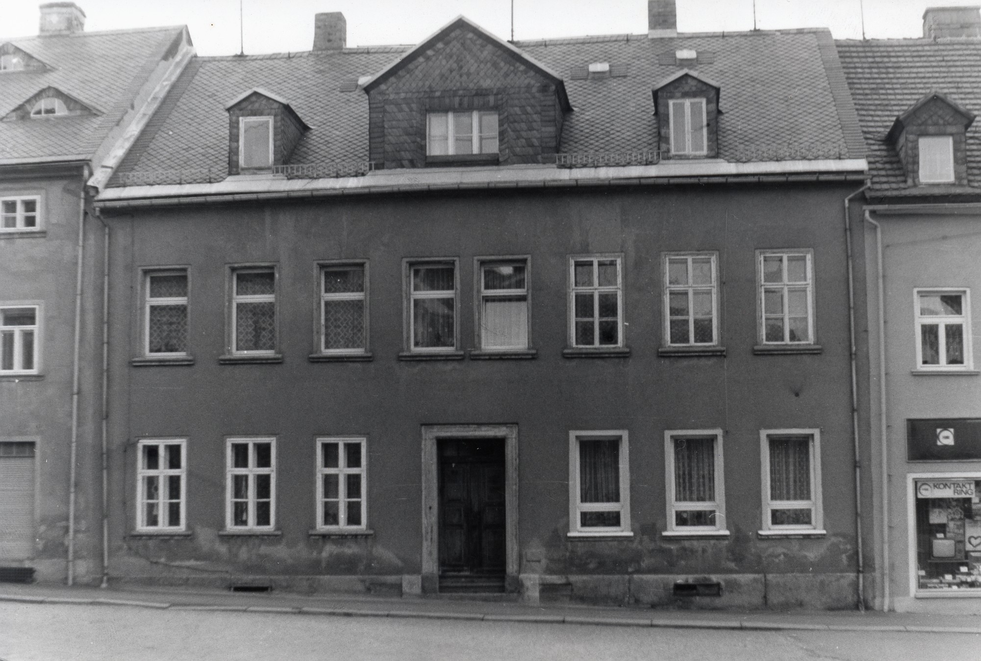 Blick auf Haus zwischen Hebold und Kloß A alt